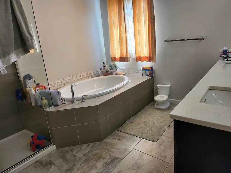 12504 NE 153rd Pl — Photo 11