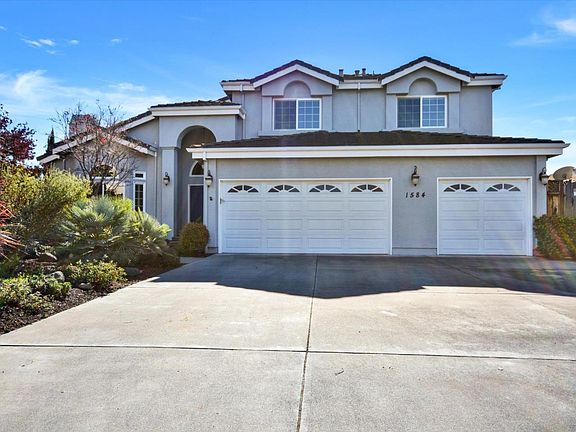 2nd image of 1584 Grackle Way