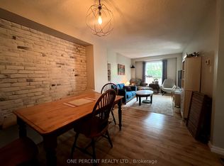 1330 Trowbridge Dr W #2, Oshawa, ON L1G 7L1