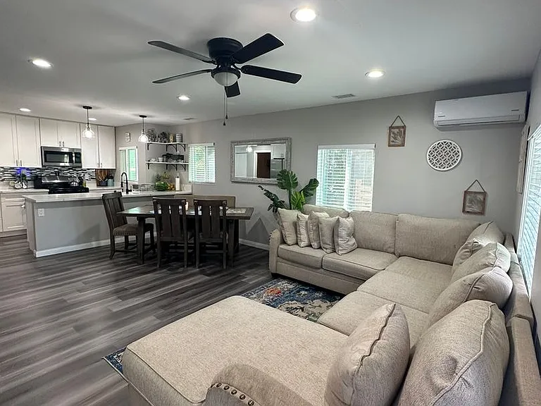 129 Norton Ave — Photo 4