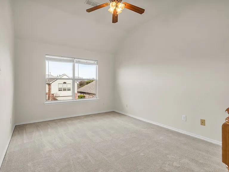 2429 Clear Field Dr — Photo 31