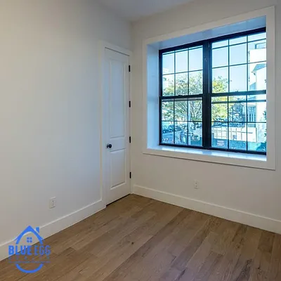 Rented by Blue Egg Realty Corp | media 44