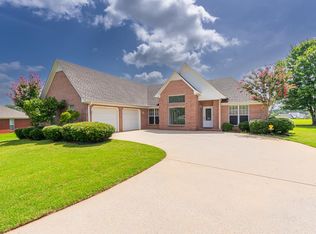 301 Redfield Rd, Florence, AL 35633