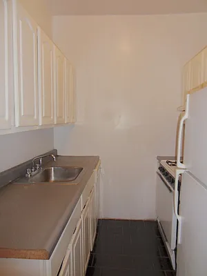 Rented by Albert Attias, LREB | media 9