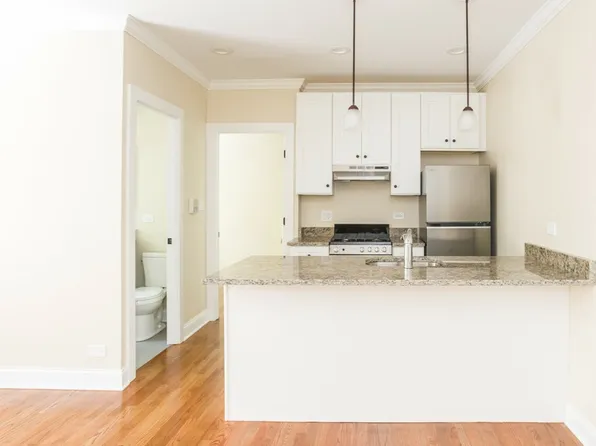 517-25 W. Brompton Ave.