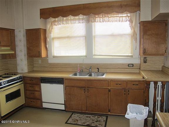 2nd image of 204 Ripplemead Rd