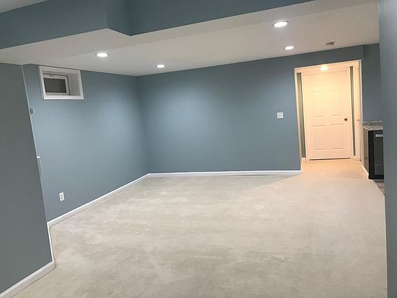 3rd image of 7200 Somerset Crossing Dr #Basement