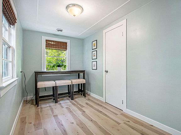 5th image of 3096 Lincoln St