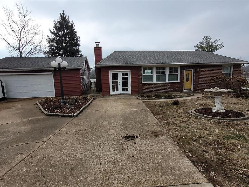 1st image of 667 Majesty Ct