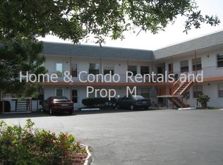 220 Park Blvd N APT 105, Venice, FL 34285