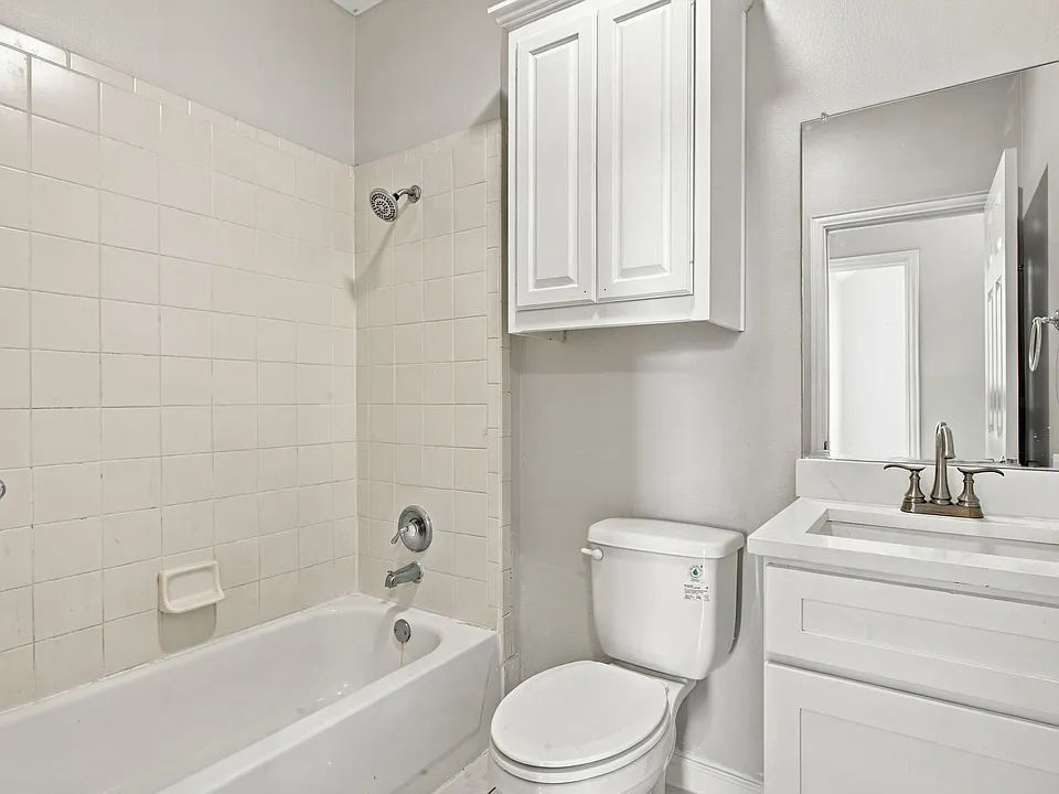 449 Johns Ln