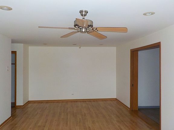 4th image of 750 Dempster St APT C203