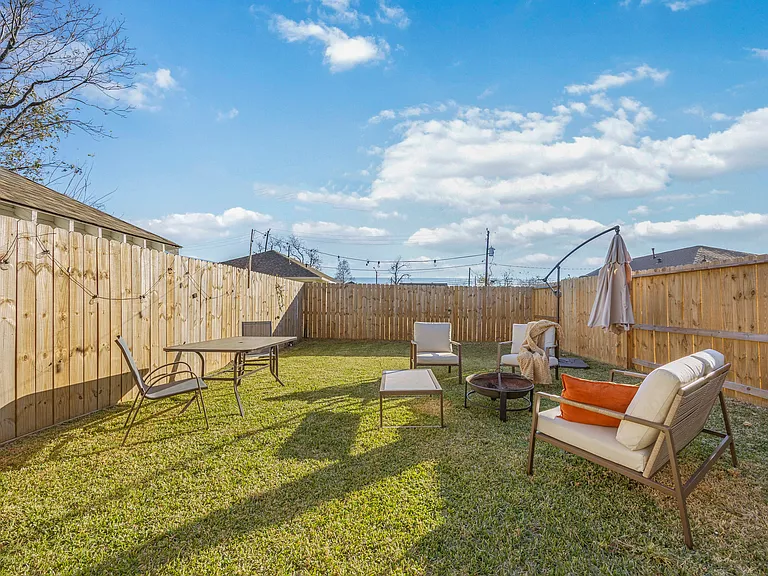 4718 Market St #1A — Photo 8