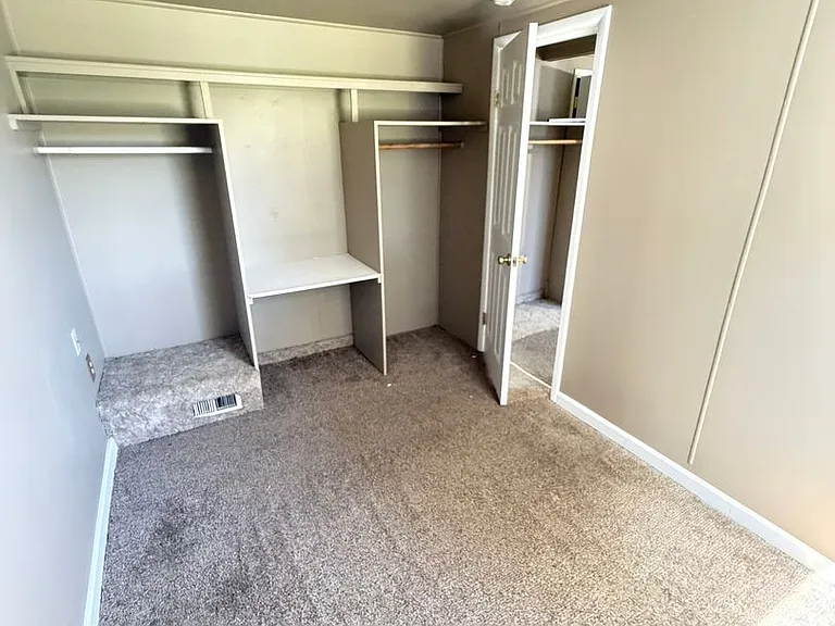 56 E Cedar St — Photo 15