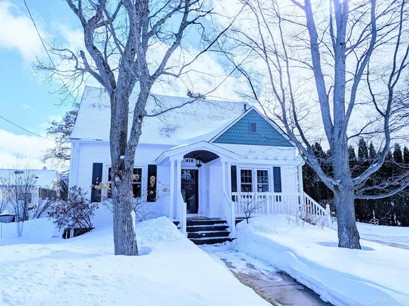418 Albert St, Marquette, MI 49855