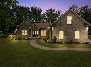 1040 Northridge Dr, Greenbrier, TN 37073