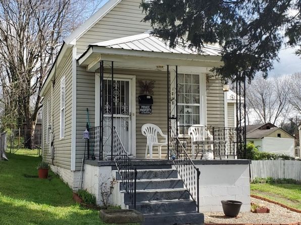 1718 Worth St
