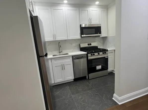 31-85 Crescent Street image 6 of 29