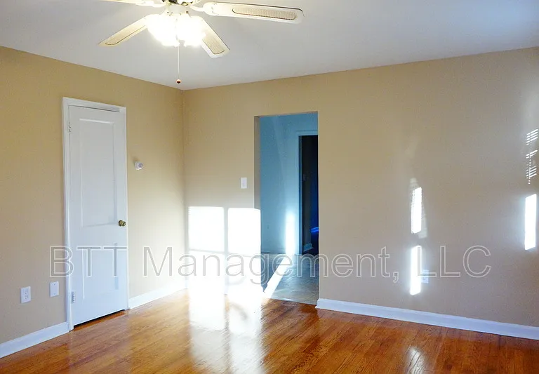 8203 Garland Ave #4 — Photo 56