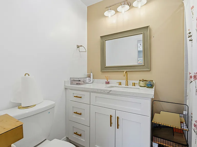 4563 Hempstead St — Photo 23
