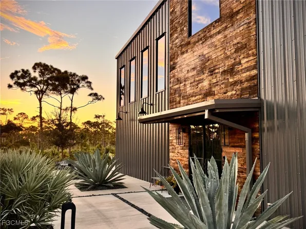 4412 Pine Tree Blvd, Saint James City, FL 33956