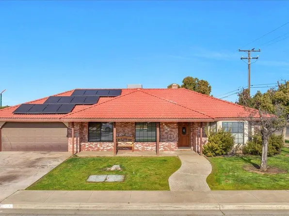 1004 Lea Way, Lindsay, CA 93247