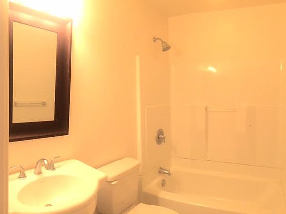 3rd image of 124 Oceano Ave APT 2