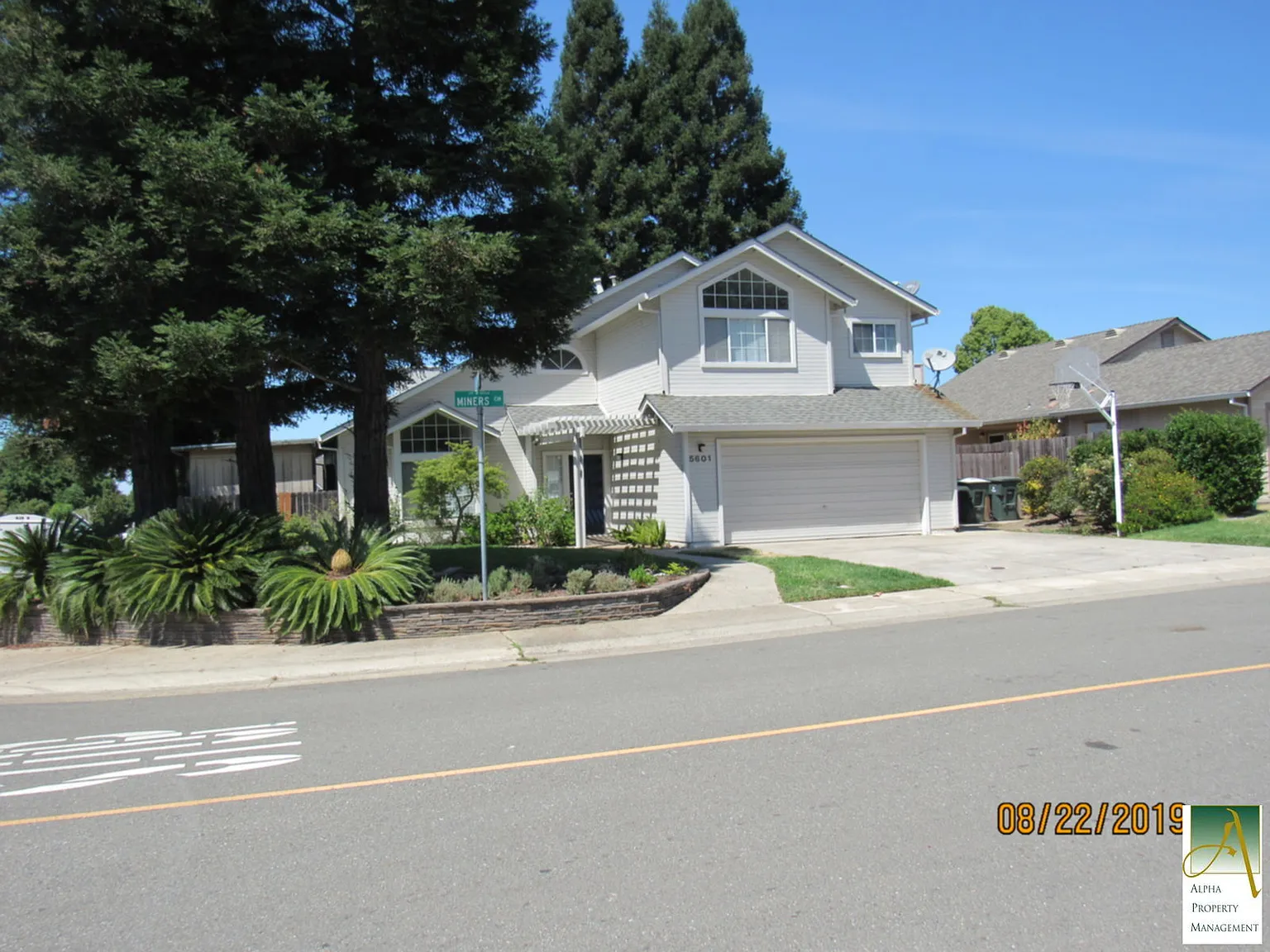 5601 Miners Cir photo 1