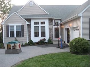 1 Canada Goose Dr, Hackettstown, NJ 07840