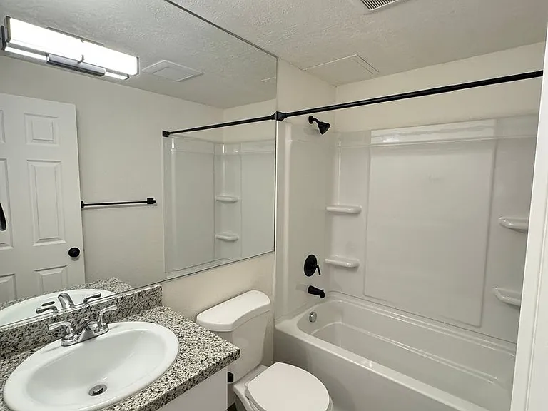 523-01 Benton Village — Photo 18