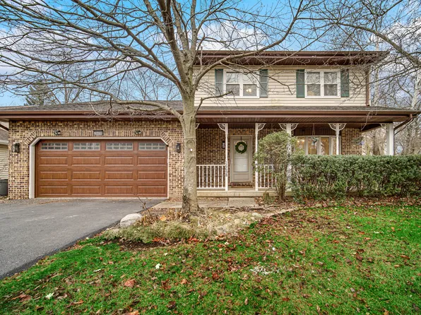 26698 N State Route 83, Mundelein, IL 60060