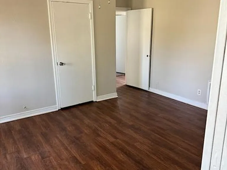 188 Charles Ave #188 — Photo 7