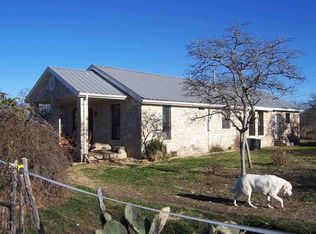 504 Whispering Oaks Dr, Burnet, TX 78611