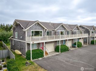 315 5th St NW #101, Long Beach, WA