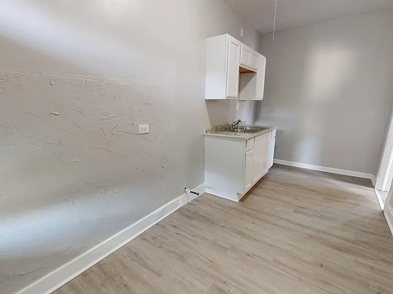 8111 Madison Ave — Photo 67