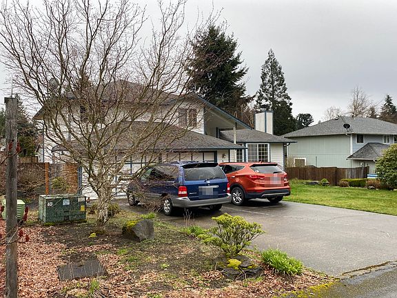 3rd image of 12215 205th Ave E