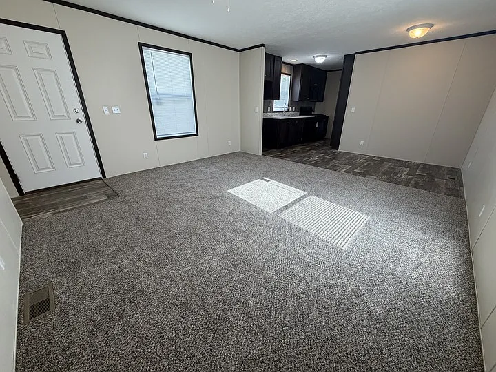 38000 Le Chateau Blvd #682 — Photo 5