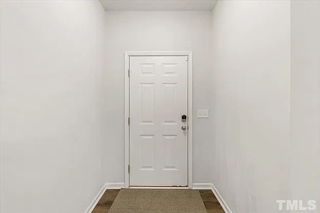 24 Nolan Ct — Photo 4