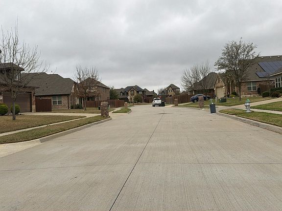 5th image of 1321 Greenrock Ct