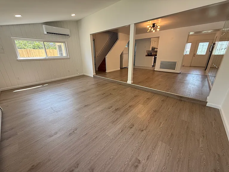 61 Friendly Rd — Photo 4
