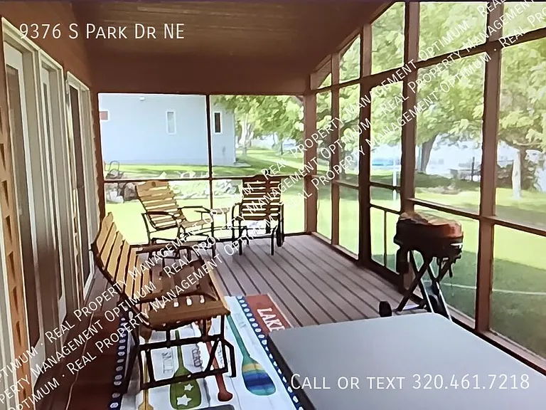 9376 S Park Dr NE — Photo 16
