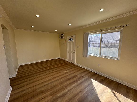 4th image of 5431 Sierra Vista Ave APT 8