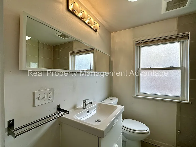 316 Spencer — Photo 26