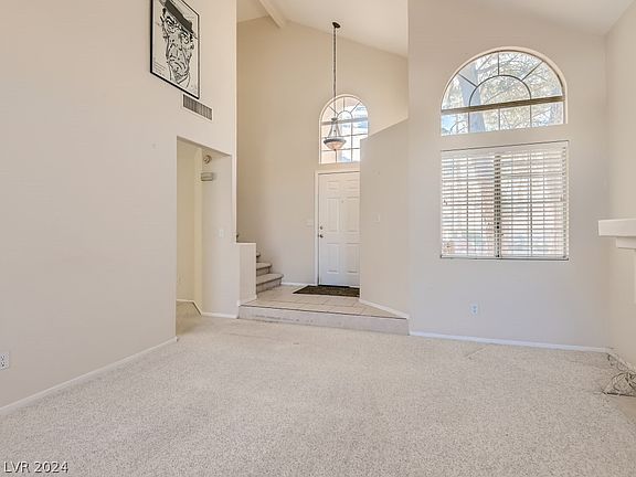 4th image of 2736 Chokeberry Ct