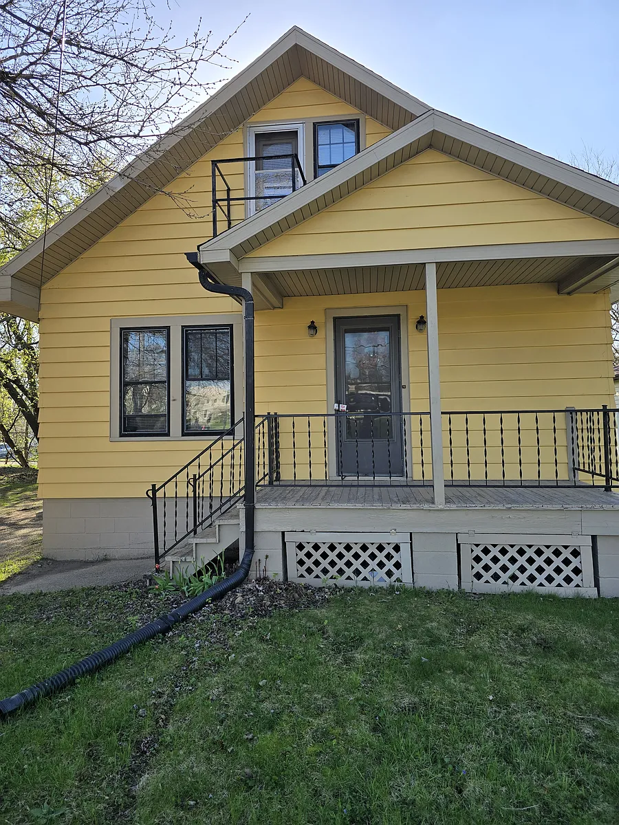 Building Photo - 514 McCormick Ave #1