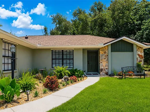 6104 26th Ave E, Bradenton, FL 34208