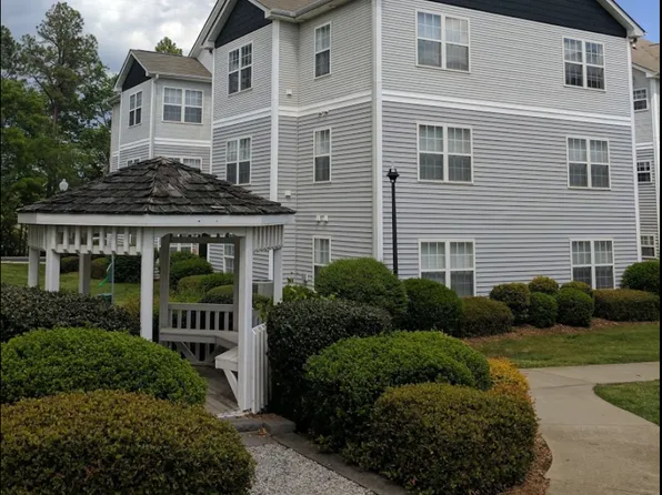 128 University Village Dr APT F, Central, SC 29630