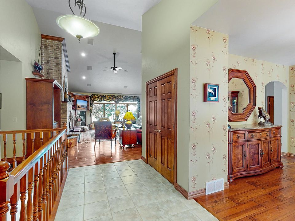 3429 Nicolet Dr, Green Bay, WI 54311 MLS 50277620 Zillow