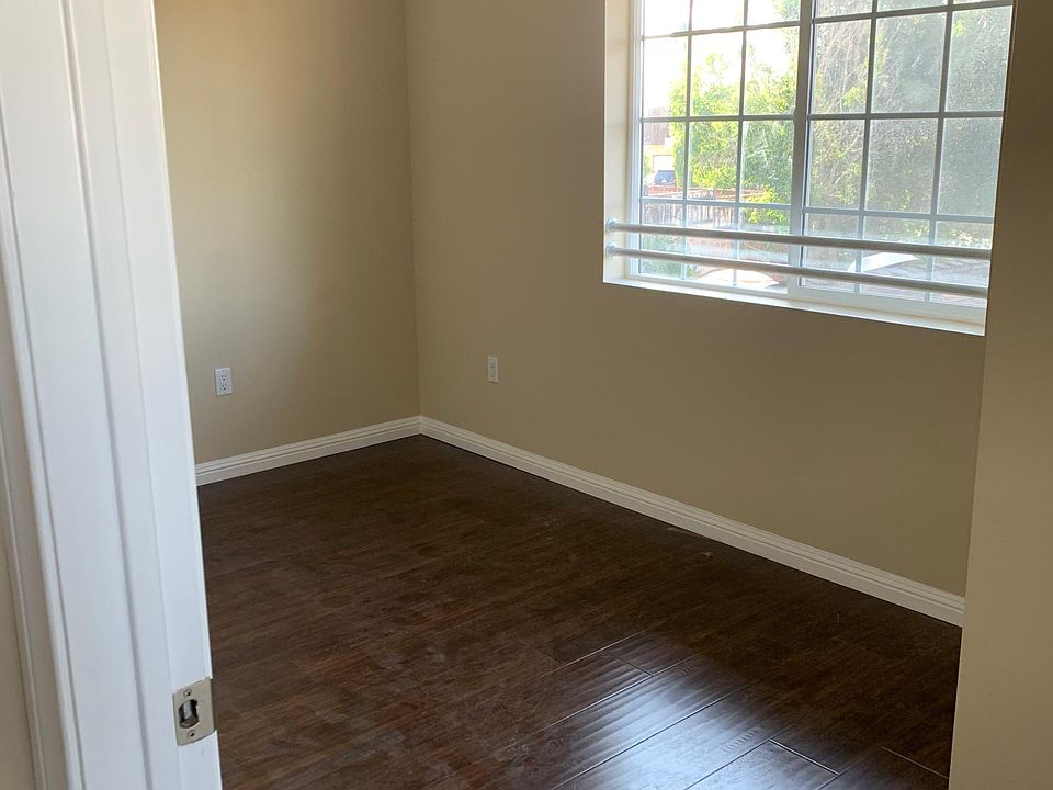1st image of 9536 Valjean Ave
