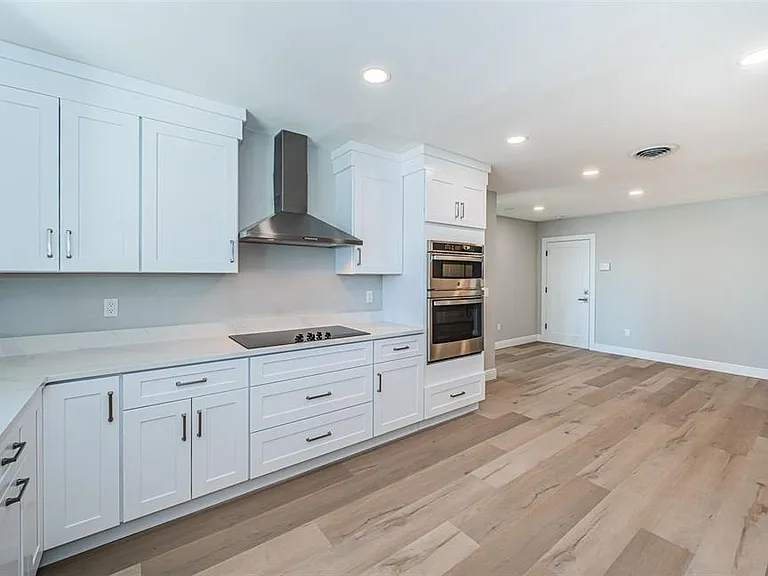 510 55th Ave — Photo 26